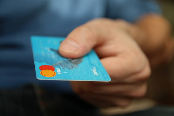 Geldleihen mit Kreditkarte – Kurzfristiges Bargeld